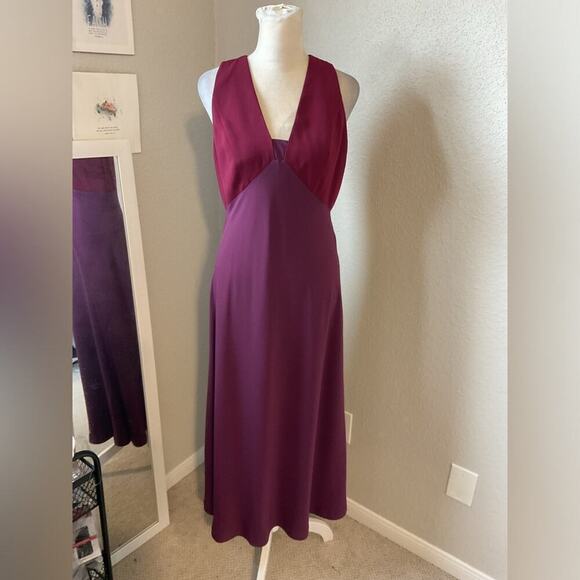Jill Jill Stuart Two Tone V-Neck Gown Burgundy Purple Size 4 - Picture 5 of 13